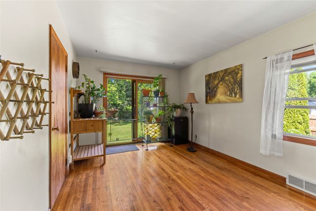 2922 FLORENCE Avenue, Erie, PA 16504
