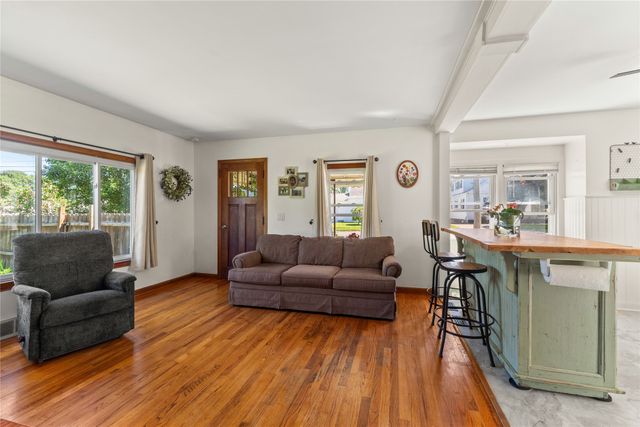2922 FLORENCE Avenue, Erie, PA 16504