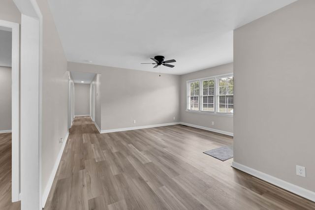 207 Donna Drive, Hopkinsville, KY 42240