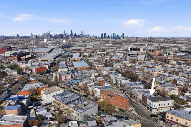 6089 54th Street 2nd FL, Maspeth, NY 11378