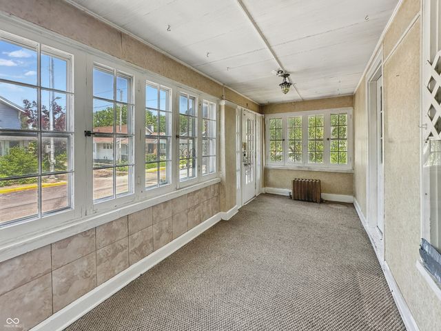 4715 E New York Street, Indianapolis, IN 46201