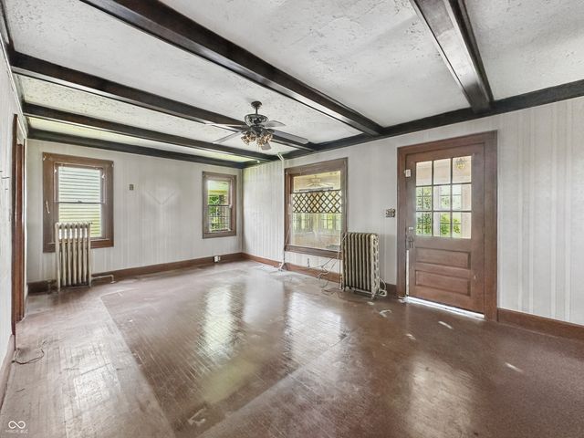 4715 E New York Street, Indianapolis, IN 46201