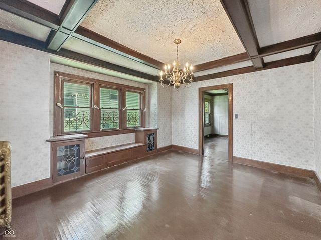 4715 E New York Street, Indianapolis, IN 46201