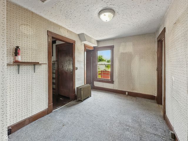 4715 E New York Street, Indianapolis, IN 46201