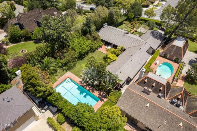 1115 S Oak Knoll Avenue, Pasadena, CA 91106