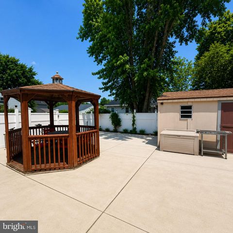 1183 LOWELL AVE, Bensalem, PA 19020