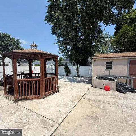 1183 LOWELL AVE, Bensalem, PA 19020