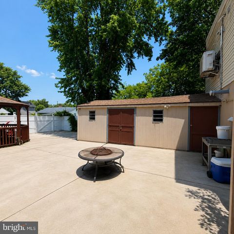 1183 LOWELL AVE, Bensalem, PA 19020