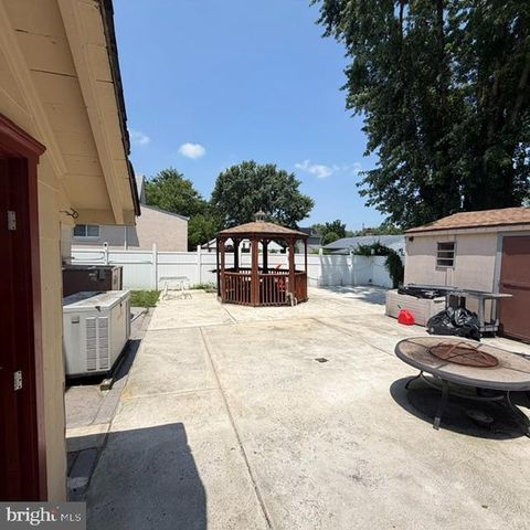 1183 LOWELL AVE, Bensalem, PA 19020
