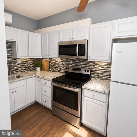 1183 LOWELL AVE, Bensalem, PA 19020