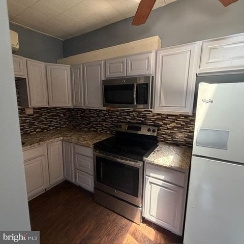 1183 LOWELL AVE, Bensalem, PA 19020