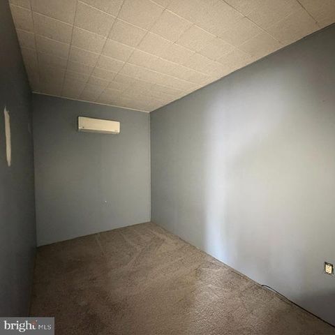 1183 LOWELL AVE, Bensalem, PA 19020