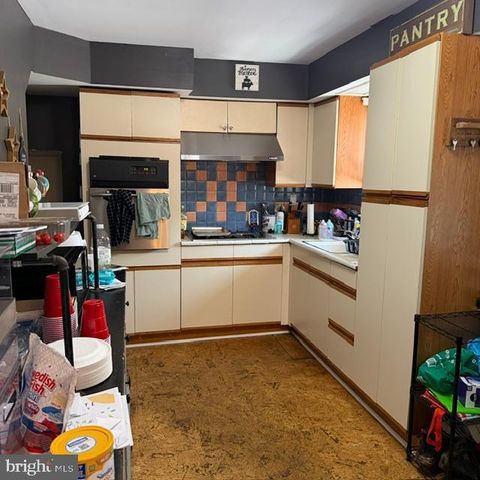 1183 LOWELL AVE, Bensalem, PA 19020