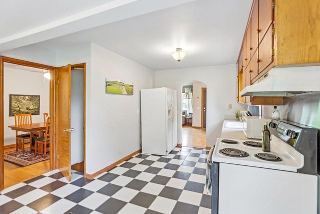 306 Lake Street, Mount Horeb, WI 53572