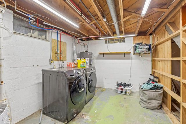 306 Lake Street, Mount Horeb, WI 53572