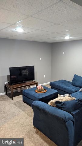 440 BLUEBIRD WAY, Front Royal, VA 22630