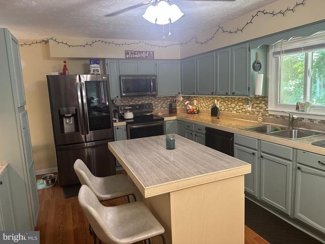 440 BLUEBIRD WAY, Front Royal, VA 22630