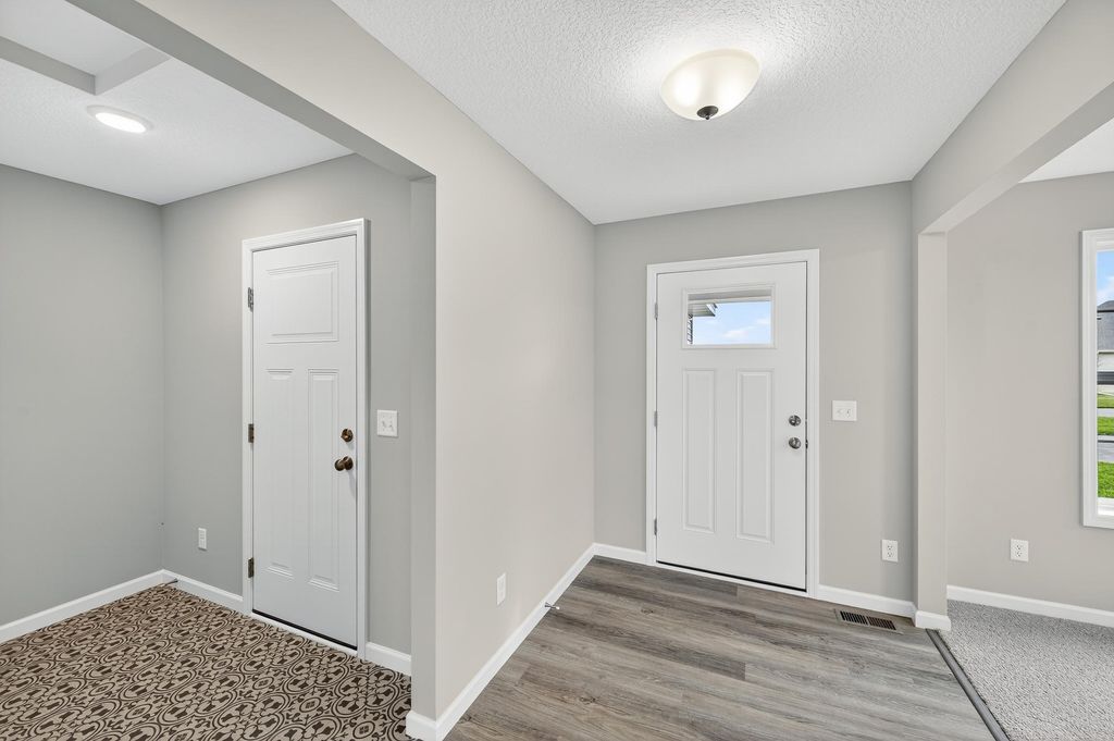 1507 Woods Road NE, Isanti, MN 55040 — photo 4