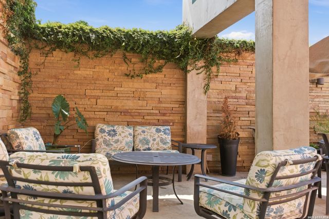 1401 S Flores St Apt 212, San Antonio, TX 78204
