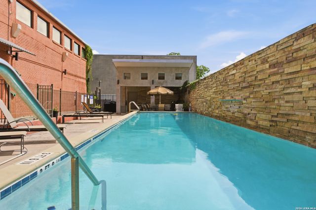 1401 S Flores St Apt 212, San Antonio, TX 78204