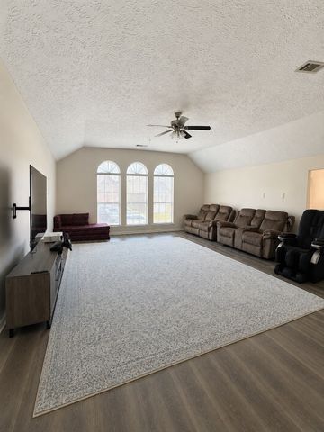 621 Waywood Cir, Antioch, TN 37013