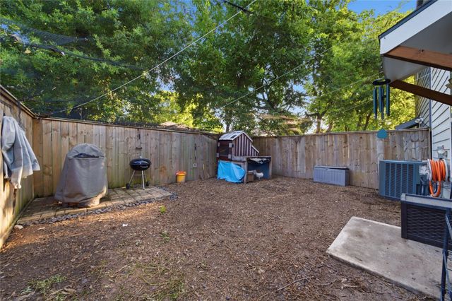 5218 San Juan Street, Houston, TX 77020