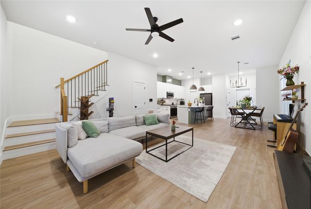 5218 San Juan Street, Houston, TX 77020