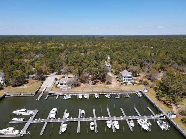 721 Lagare Lane SW, Supply, NC 28462