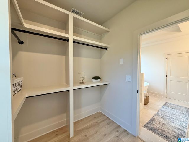 306 LAKE CREEK DRIVE, Guntersville, AL 35976