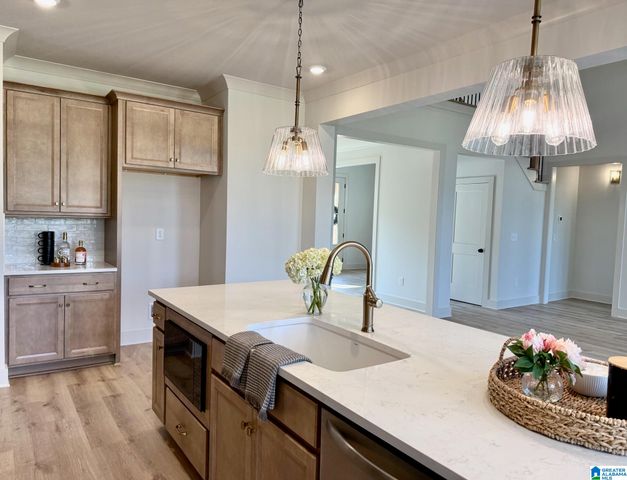 306 LAKE CREEK DRIVE, Guntersville, AL 35976