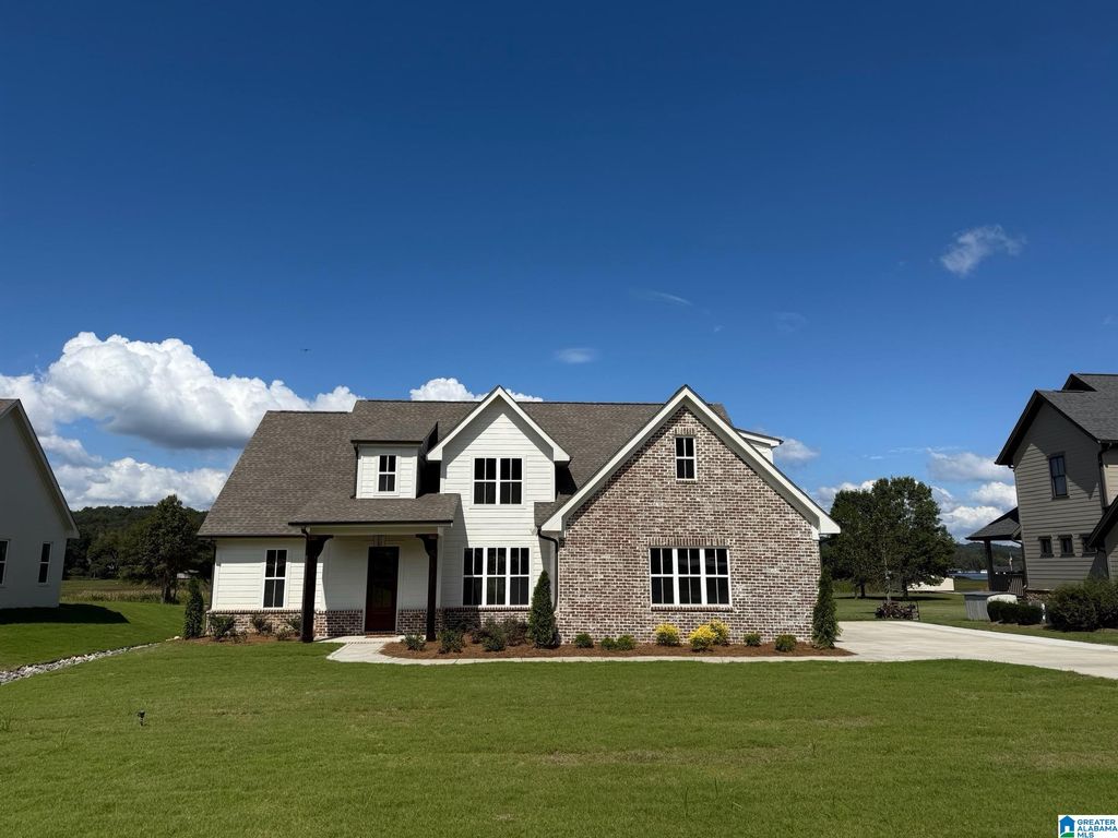 306 LAKE CREEK DRIVE, Guntersville, AL 35976