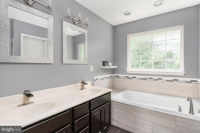 11301 CURRITUCK CT, Fredericksburg, VA 22407