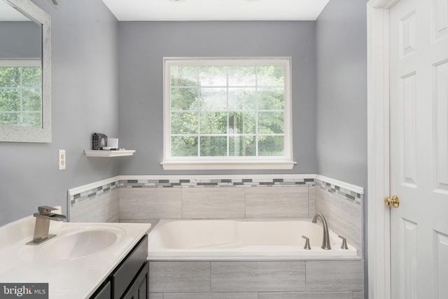 11301 CURRITUCK CT, Fredericksburg, VA 22407