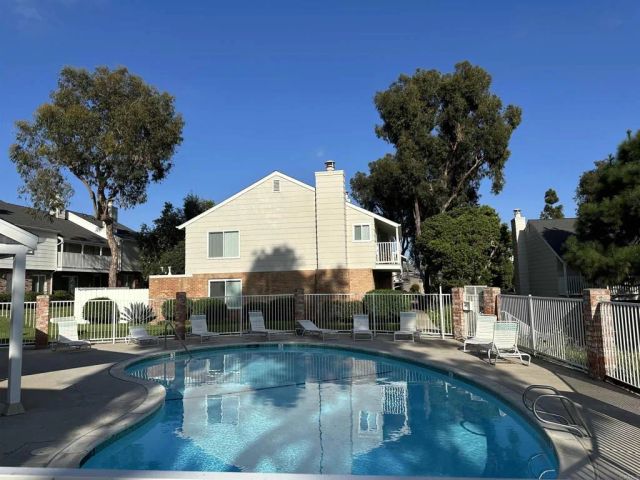 859 Del Mar Downs Road, Solana Beach, CA 92075