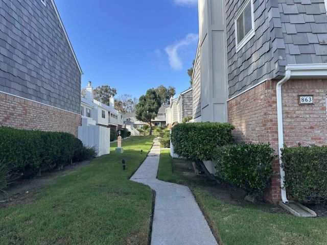 859 Del Mar Downs Road, Solana Beach, CA 92075