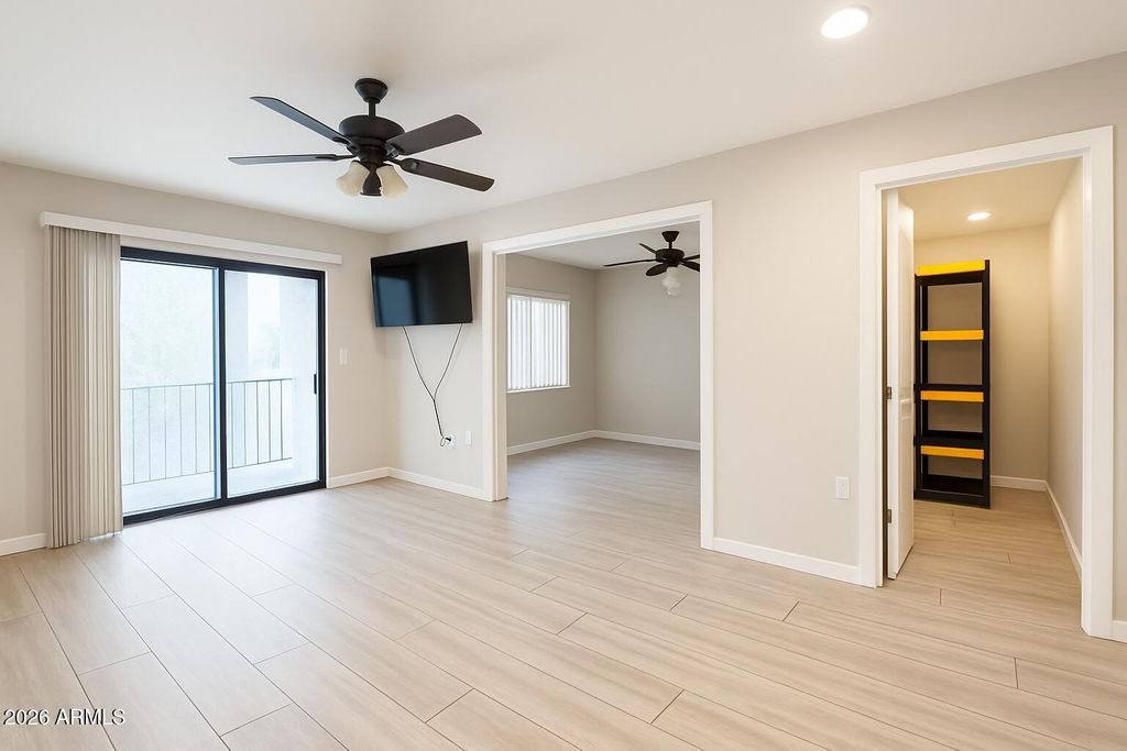 3033 E DEVONSHIRE Avenue 1009, Phoenix, AZ 85016 — photo 5