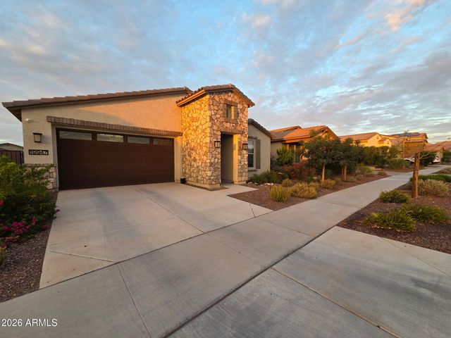 19947 W EXETER Boulevard, Litchfield Park, AZ 85340