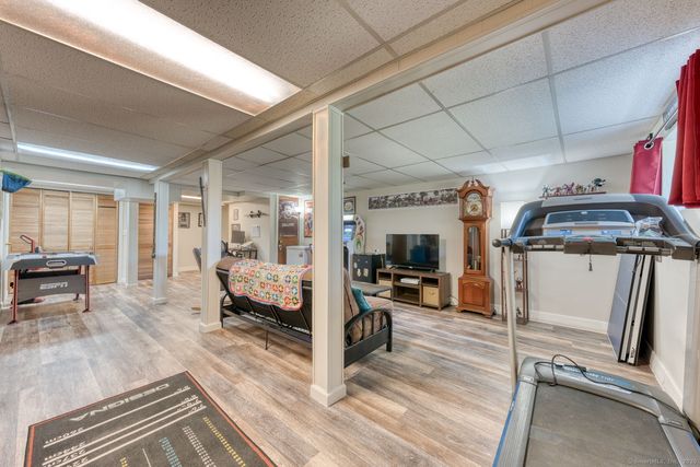 35 Sherman Lane 35, Hamden, CT 06514