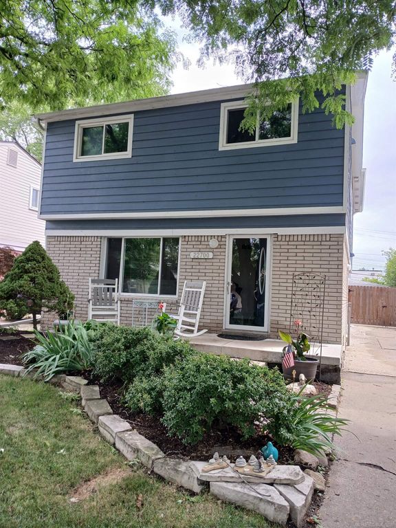 22700 Grove Street, St Clair Shores, MI 48080