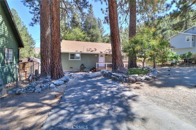 5291 Orchard Dr, Wrightwood, CA 92397