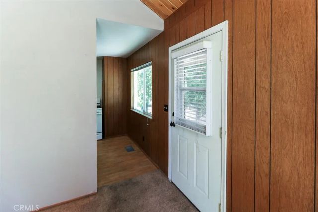 5291 Orchard Dr, Wrightwood, CA 92397