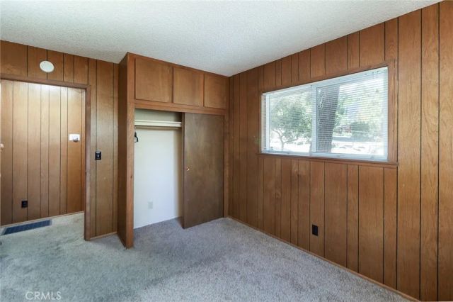 5291 Orchard Dr, Wrightwood, CA 92397
