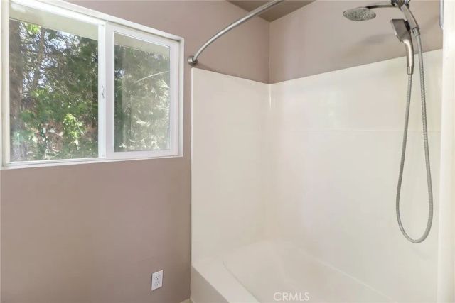 5291 Orchard Dr, Wrightwood, CA 92397