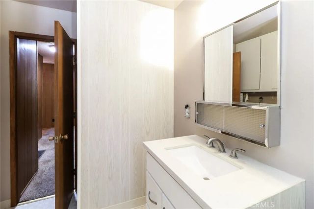 5291 Orchard Dr, Wrightwood, CA 92397