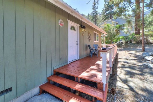 5291 Orchard Dr, Wrightwood, CA 92397