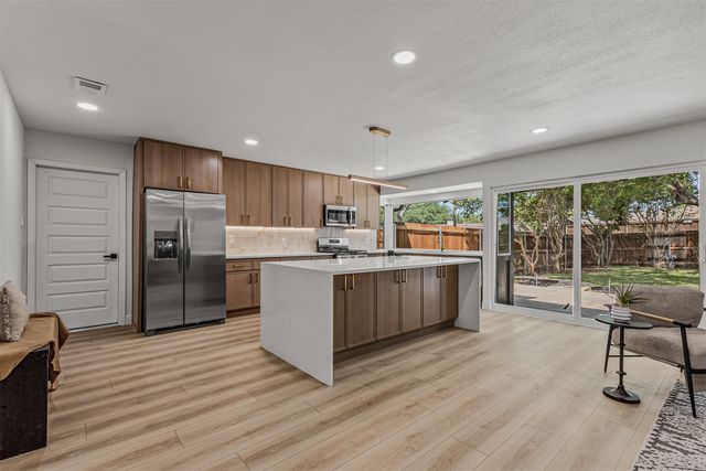 3745 Blue Trace Lane, Farmers Branch, TX 75244