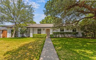 3745 Blue Trace Lane, Farmers Branch, TX 75244