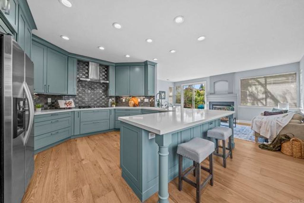 3796 Via Las Villas, Oceanside, CA 92056