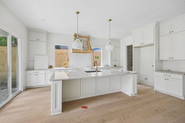 4817 Kingfisher Drive, Houston, TX 77035