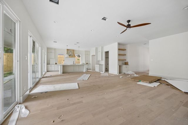 4817 Kingfisher Drive, Houston, TX 77035